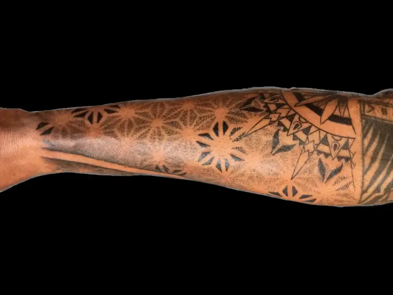 Tatouage dotwork à Toulon : quand chaque point compte (littéralement)